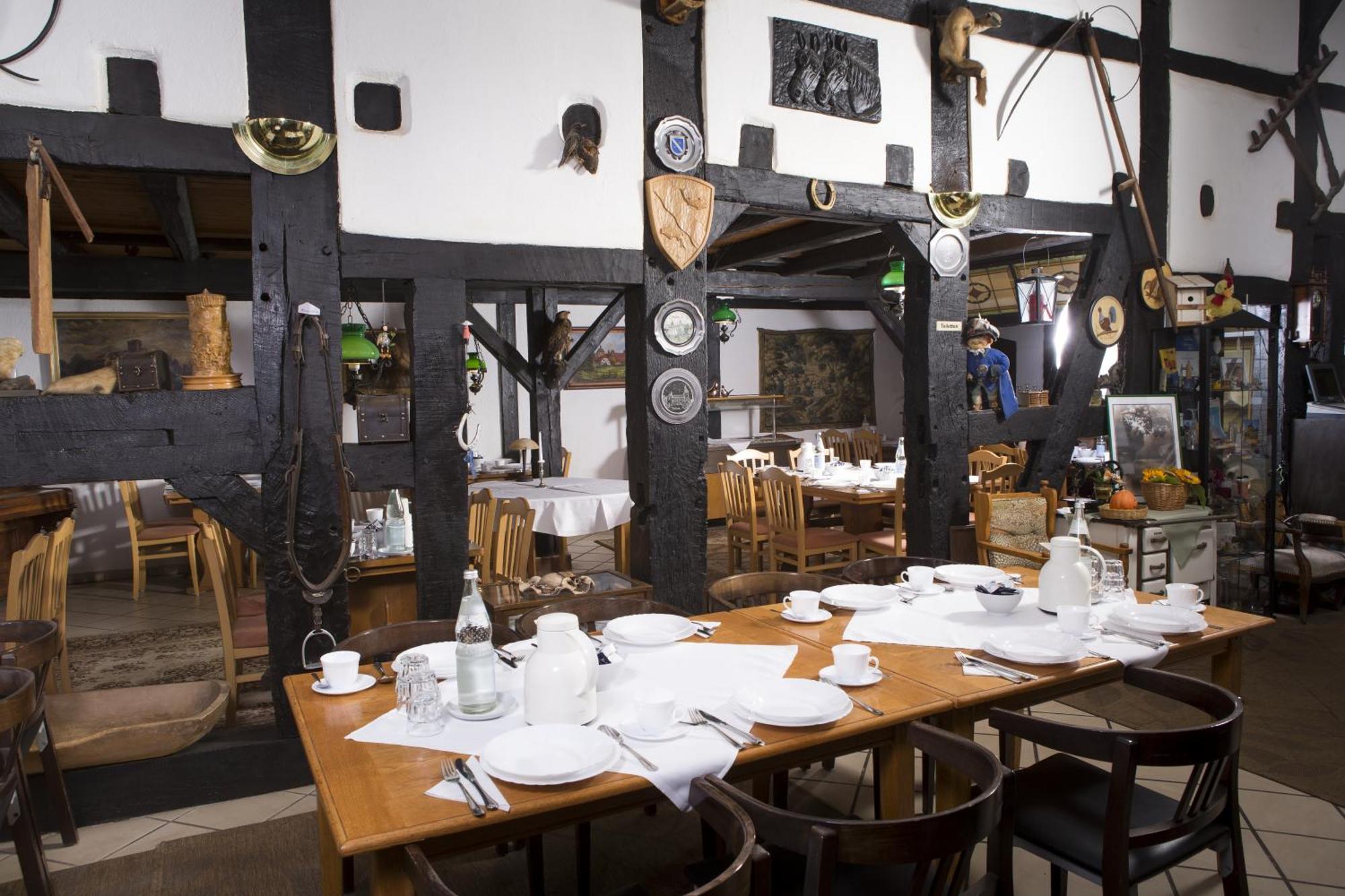 Hotel Cafe Am Stift Hessisch Oldendorf Exterior foto