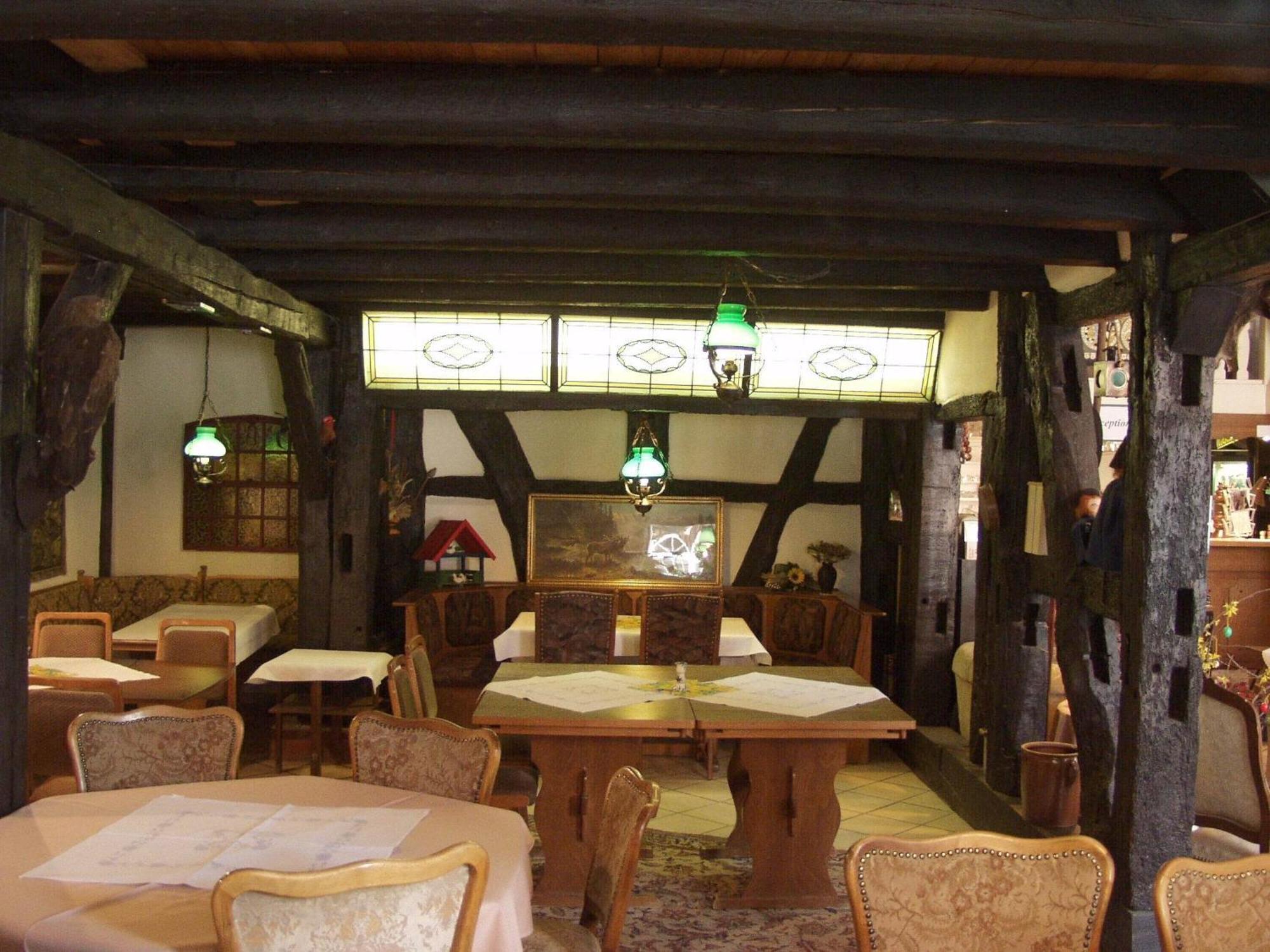 Hotel Cafe Am Stift Hessisch Oldendorf Exterior foto